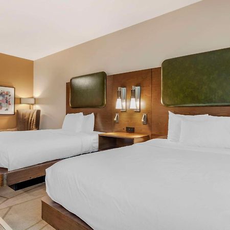 Best Western Plus Riata Браунууд Екстериор снимка